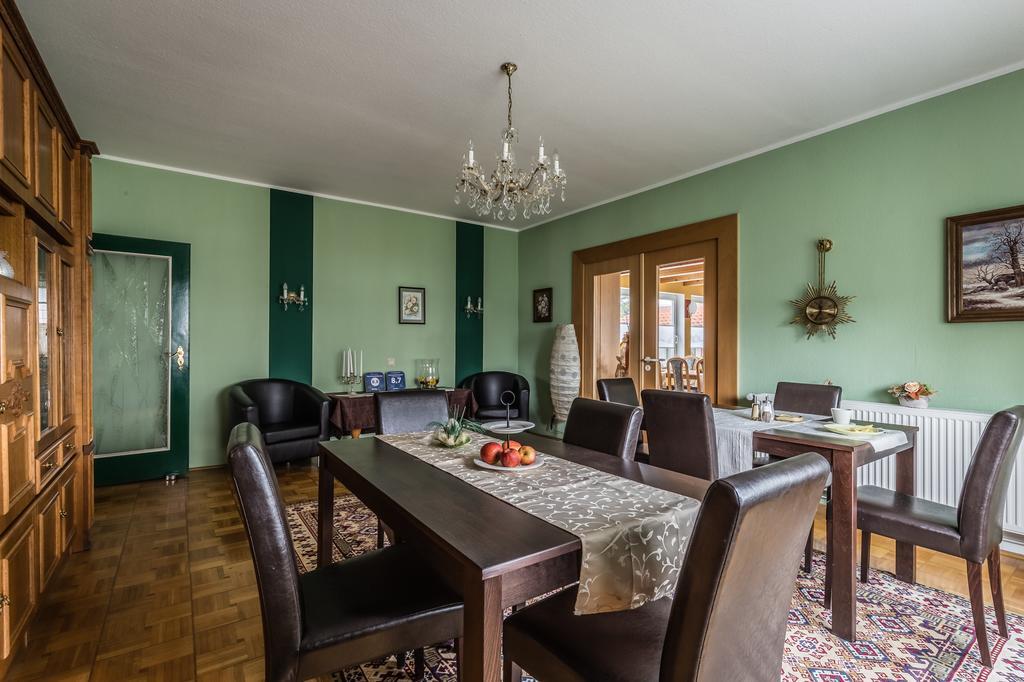 Hotel-Pension Am Rosarium Sangerhausen Zewnętrze zdjęcie
