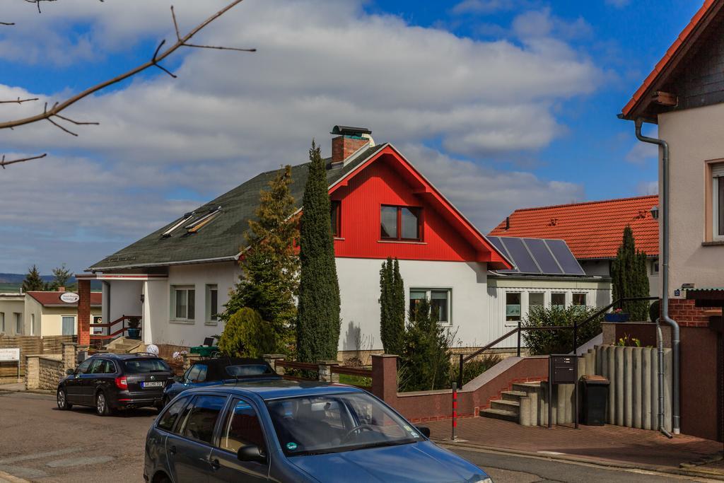 Hotel-Pension Am Rosarium Sangerhausen Zewnętrze zdjęcie